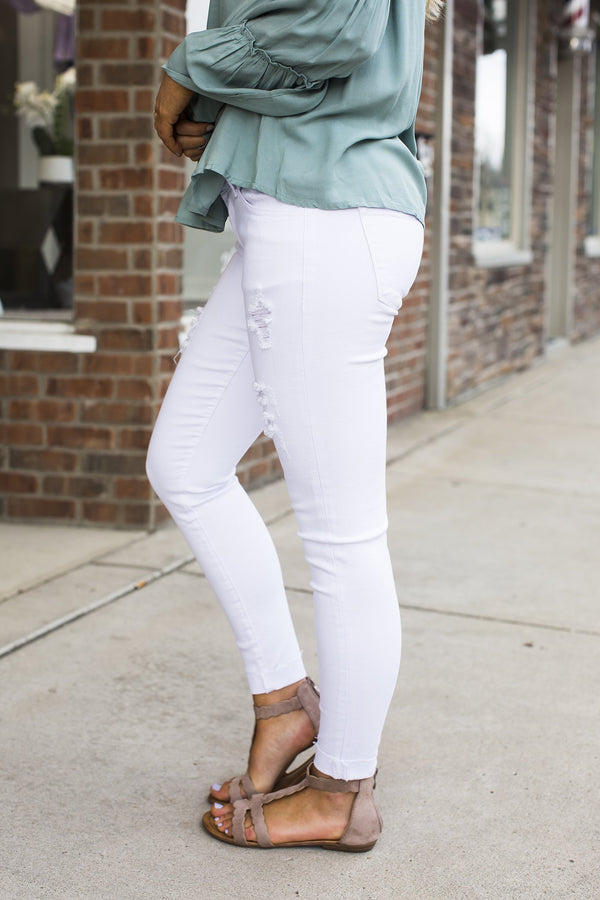 Kan Can White Distressed Ankle Jeans