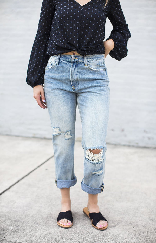 Light Wash Boyfriend Jeans