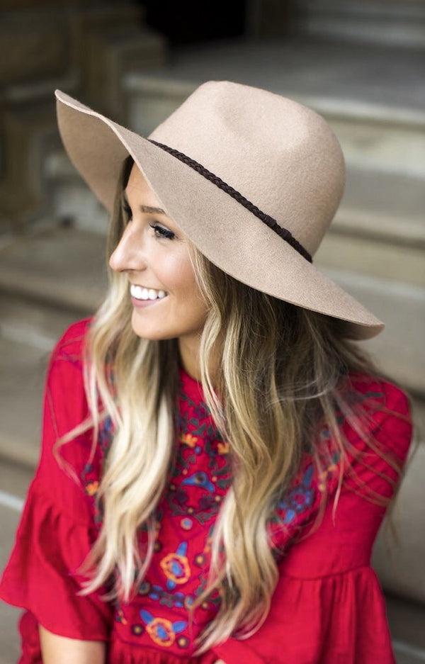 Tan Braided Panama Hat